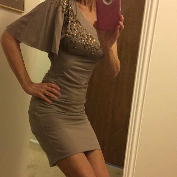 BEBE NWT sexy one shoulder dress - Picture 6 of 8